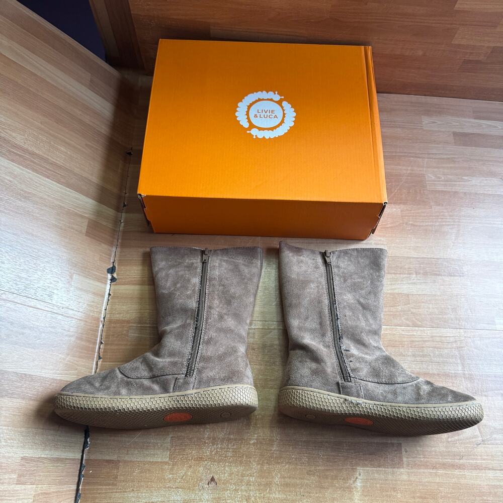 Livie & Luca Neve boots in a taupe suede size 13